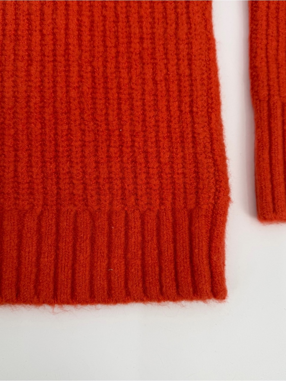 Cosmic Blue Love Sweater Womens S Orange Red Holden Raglan Vneck Pullover Sunday - Picture 9 of 9